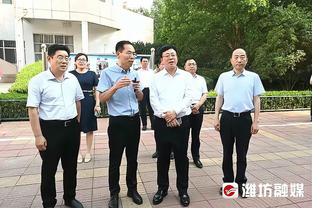 里弗斯谈利拉德：别人不是100%健康可能都不会打 这让我更尊重他